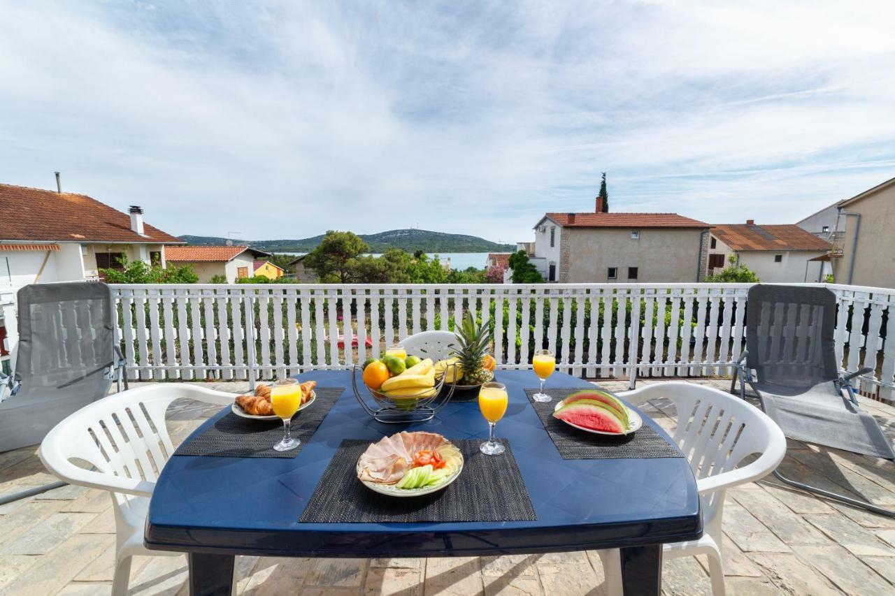Apartments The Heart Of Croatia Pirovac Dış mekan fotoğraf